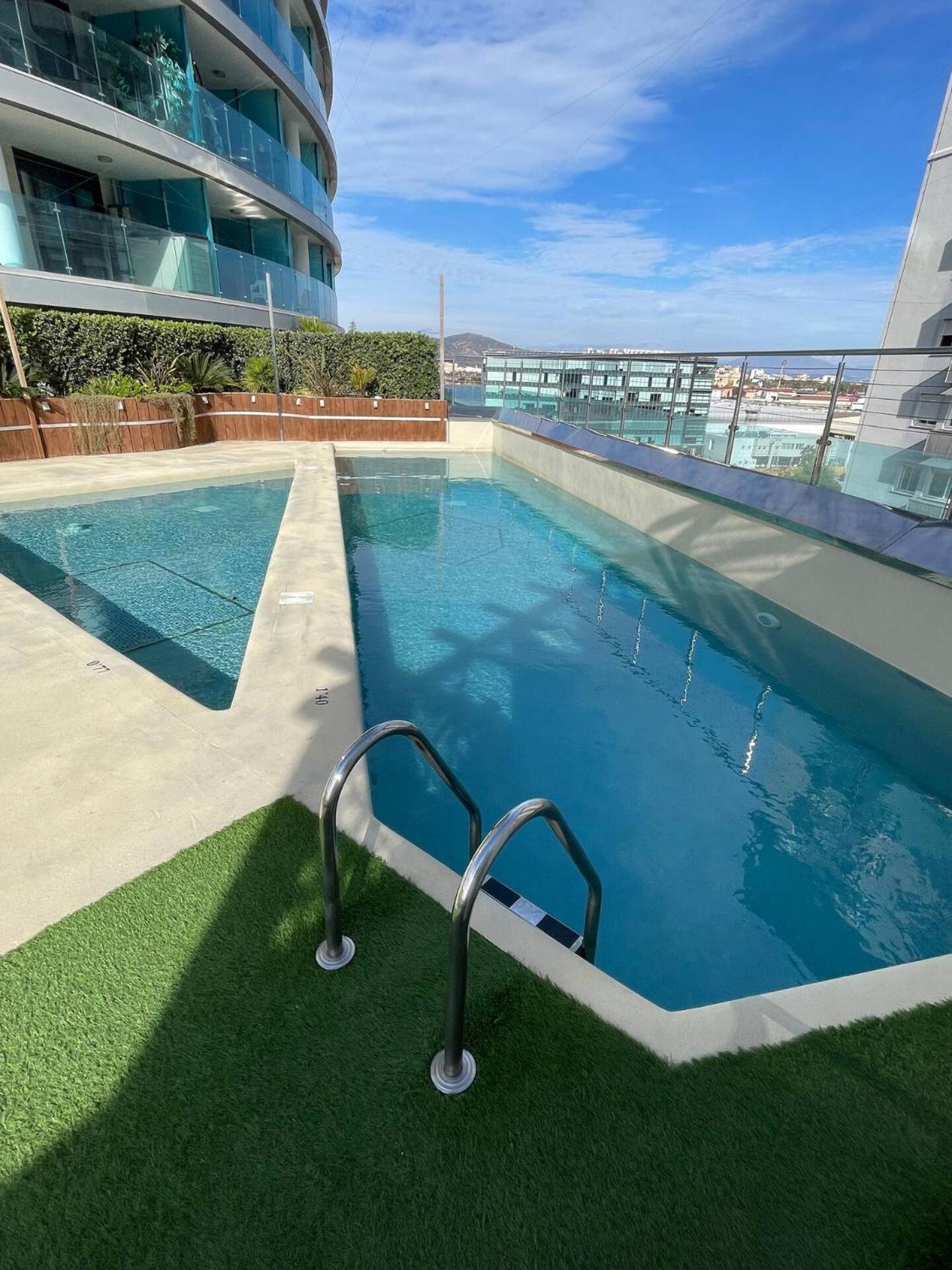 Urban Oasis At Luxurious Ocean Village Gibraltar Buitenkant foto